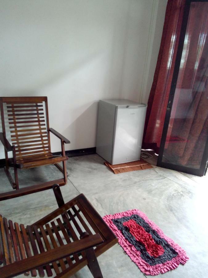 Villa Maleena Hikkaduwa Exterior foto